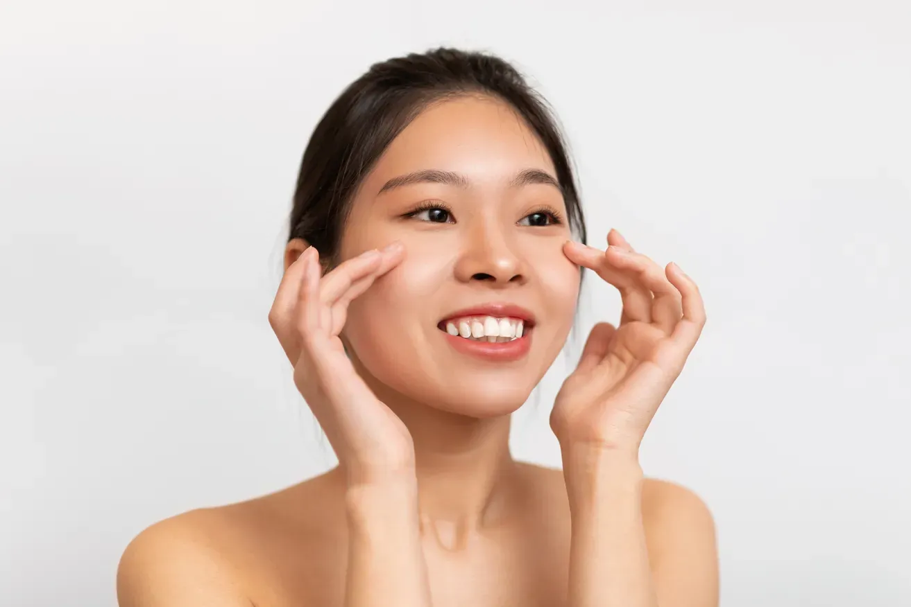 Woman happy with her eyebag surgery